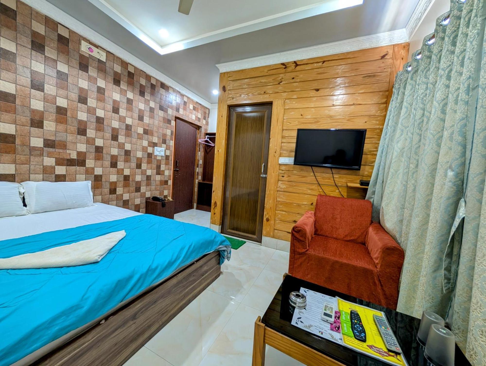 Dip Holidays Hotel Shantiniketan Bagian luar foto